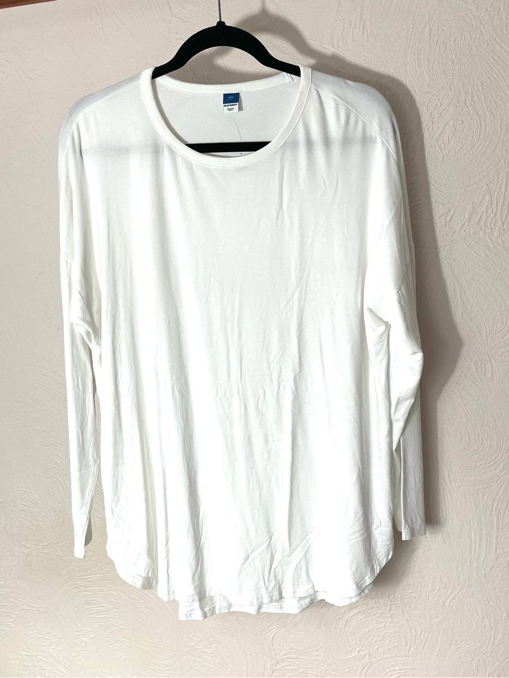 Old Navy Luxe White Long-Sleeve Crewneck Tee